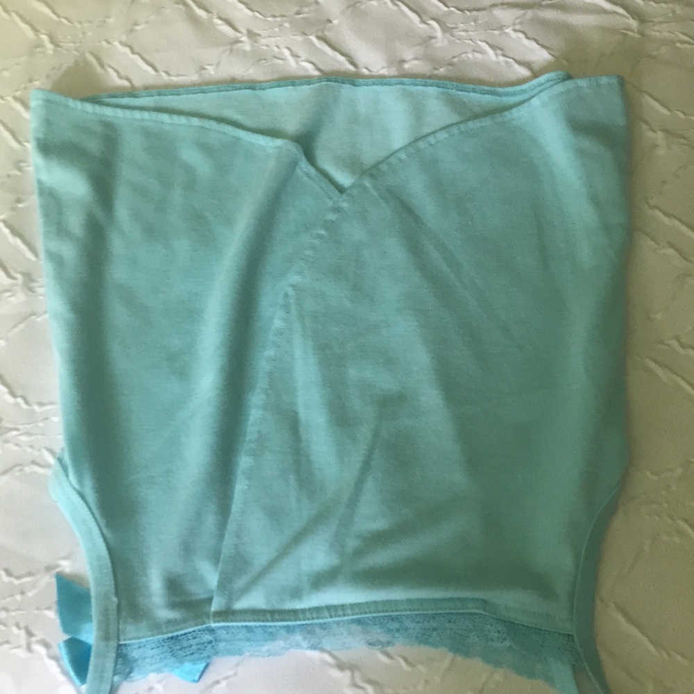 Tank top - Picture 2 of 3